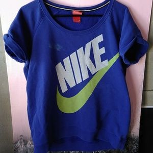 Nike work out top